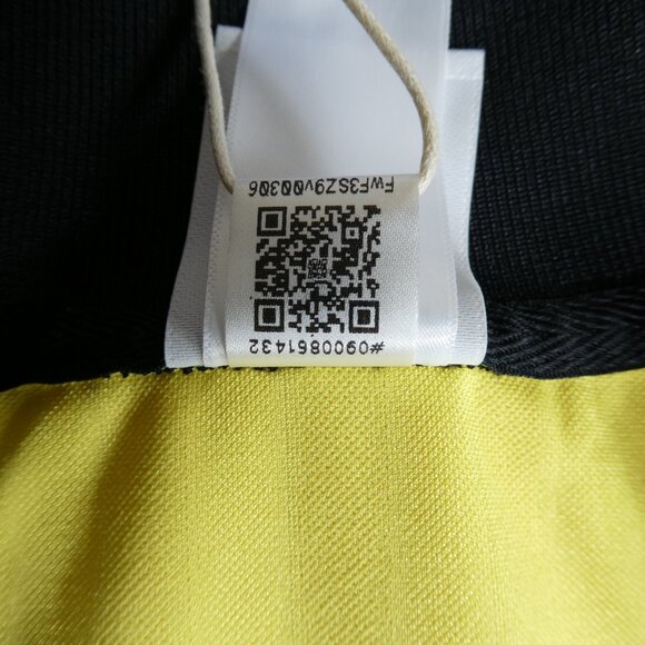 Adidas Women’s Retro Football-Inspired Jersey Tee JY3544 – Medium – Pure Sulfur - Picture 8 of 10